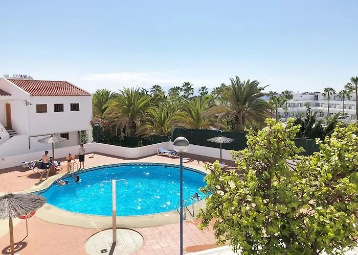 Con Vistamar Y Piscina Climatizada En Garden 아파트