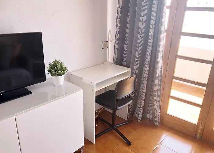 아파트 Con Vistamar Y Piscina Climatizada En Garden *