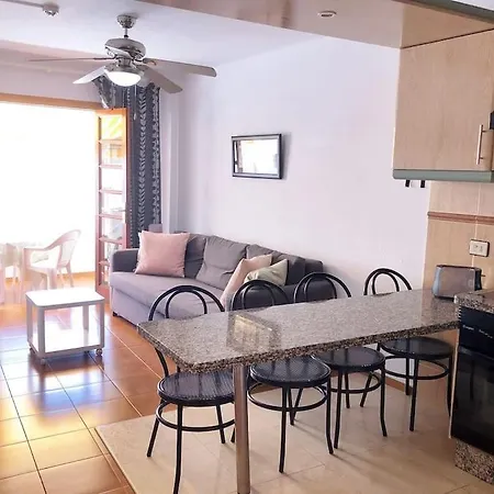 Apartamento Con Vistamar Y Piscina Climatizada En Garden *