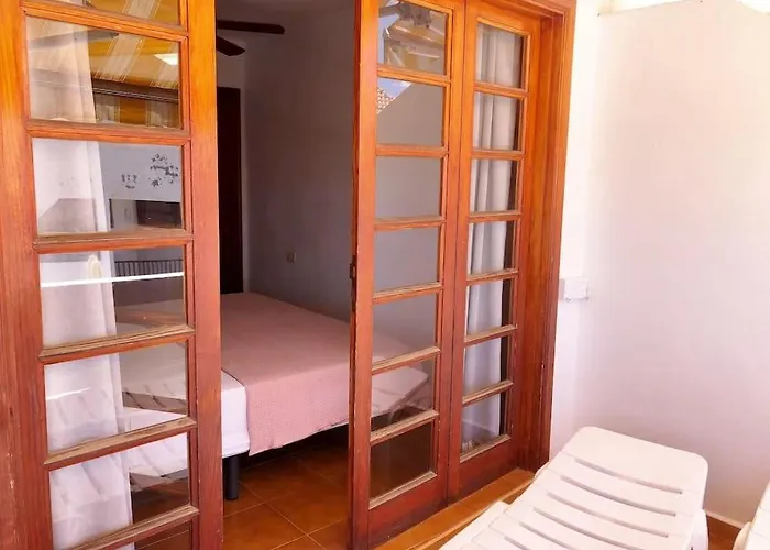 Con Vistamar Y Piscina Climatizada En Garden Playa Feñabe