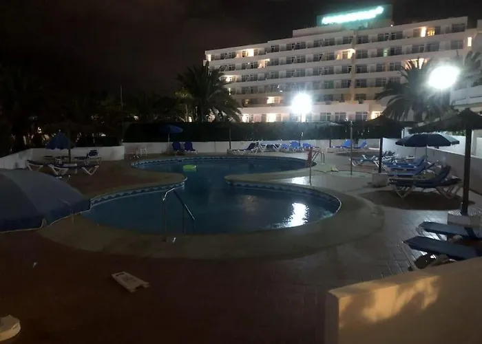 Con Vistamar Y Piscina Climatizada En Garden アパート *