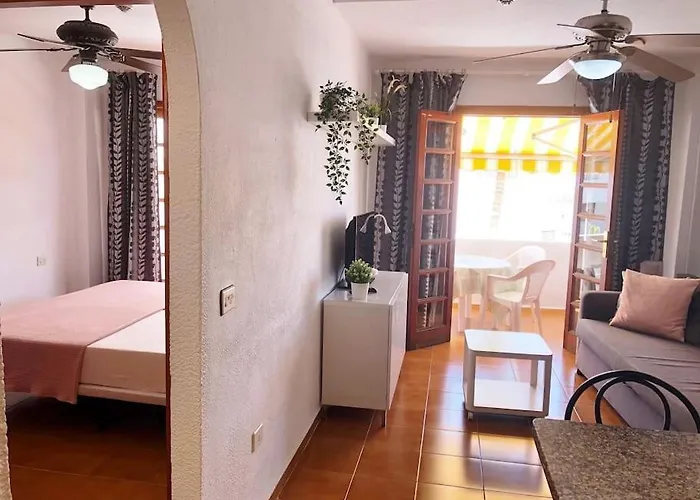 アパート Con Vistamar Y Piscina Climatizada En Garden Playa Feñabe