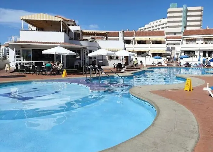 アパート Con Vistamar Y Piscina Climatizada En Garden